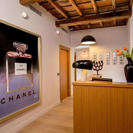 Down Town - Domus Collection 酒店 3*